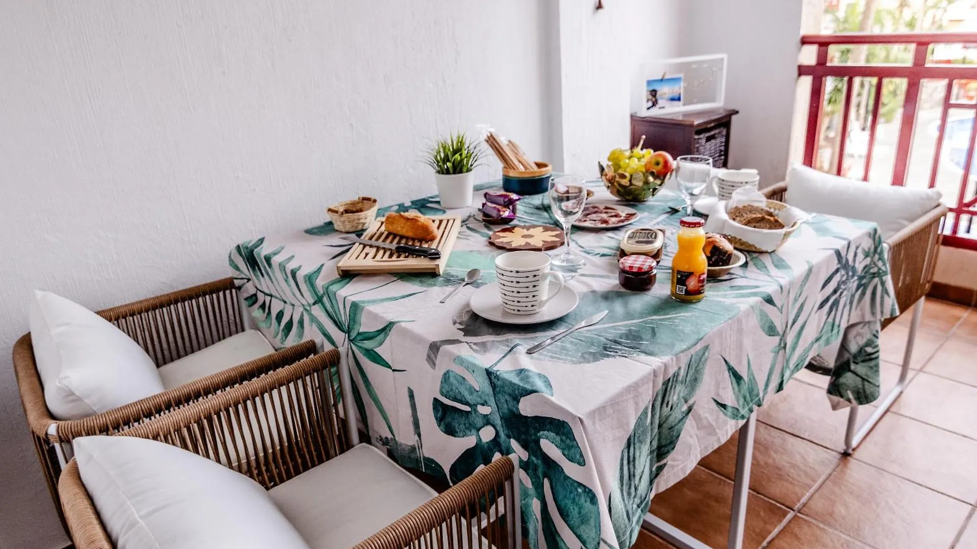 Mambo Palm-Mar Apartment